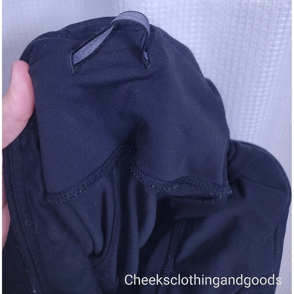 Lululemon 6 Run Chase Me Crop Black Leggings W6718S
